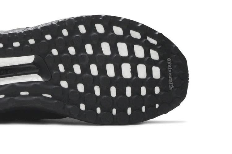 Adidas Wmns UltraBoost 4.0 'Triple Black Gold'