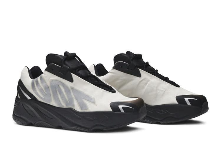 Adidas Yeezy Boost 700 MNVN Kids Bone