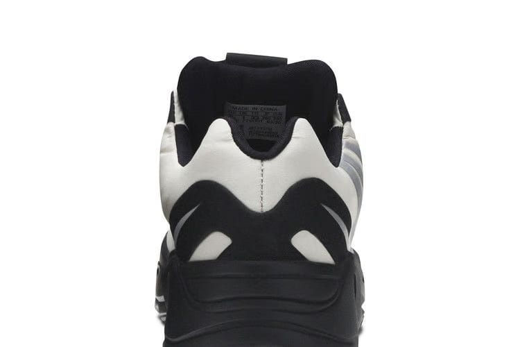 Adidas Yeezy Boost 700 MNVN Kids Bone