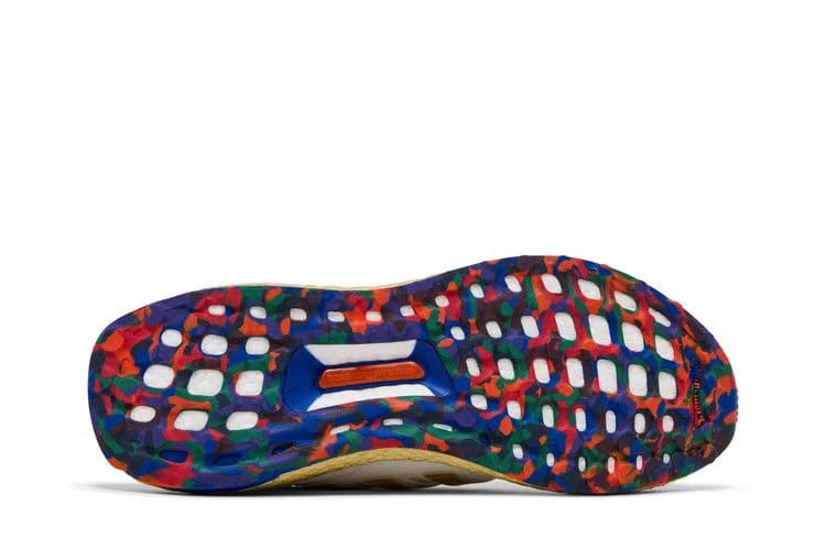 Adidas UltraBoost 5.0 DNA Title IX