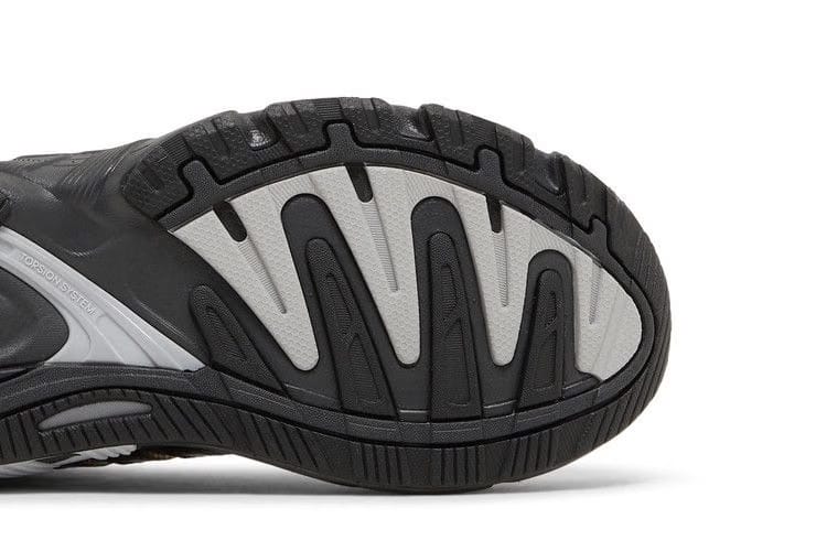 Adidas Response CL Brown Carbon