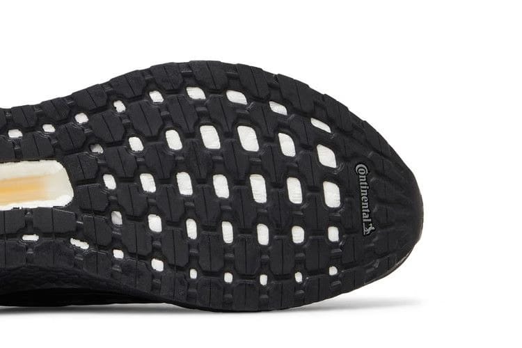 Adidas UltraBoost 19.5 DNA Black Carbon