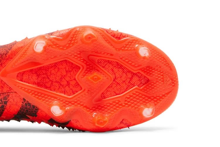 Adidas Predator Freak.1 Low FG Demonskin - Solar Red