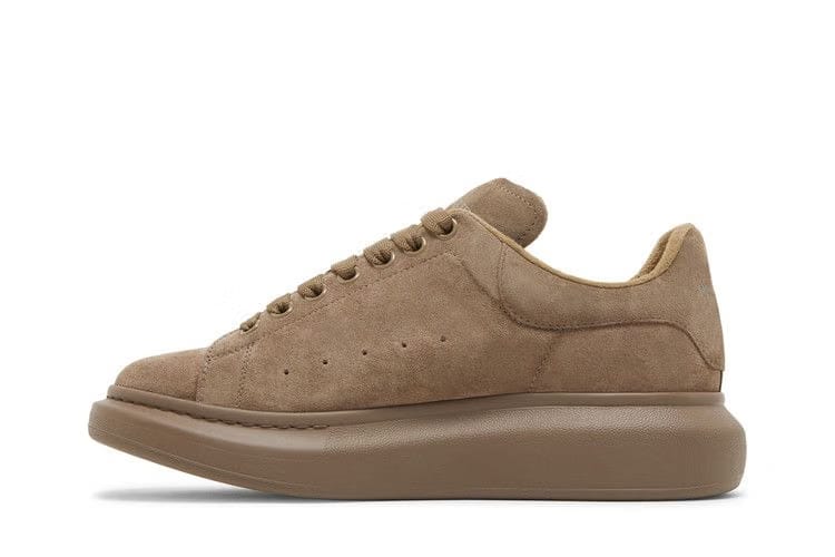 Alexander McQueen Oversized Sneaker Mole