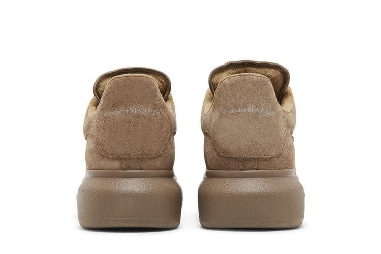 Alexander McQueen Oversized Sneaker Mole