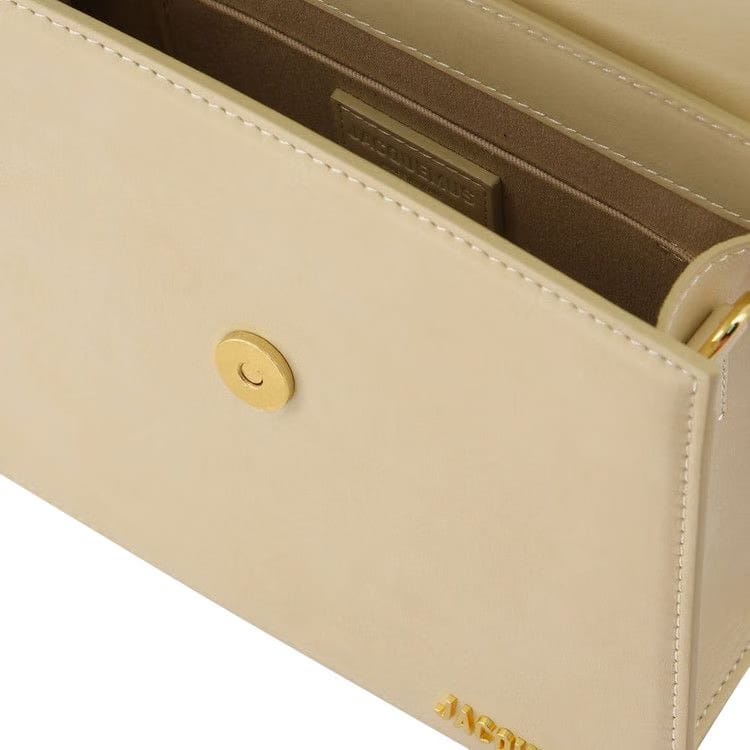 Jacquemus Le Grand Chiquito Beige