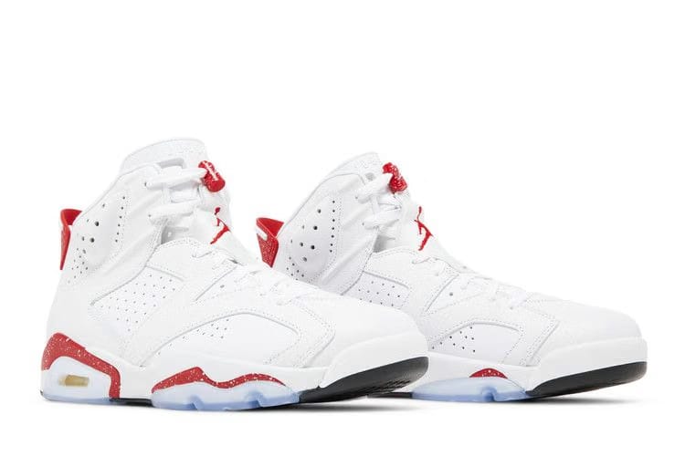 Air Jordan 6 Retro Red Oreo