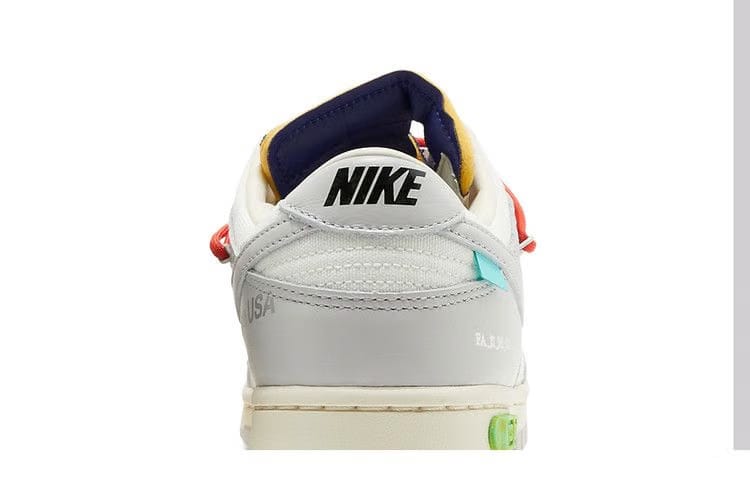 Off-White x Nike Dunk Low Lot 23 of 50
