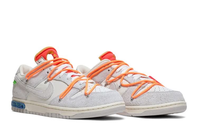 Off-White x Nike Dunk Low Lot 31 of 50