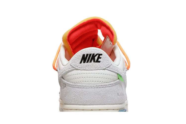 Off-White x Nike Dunk Low Lot 31 of 50