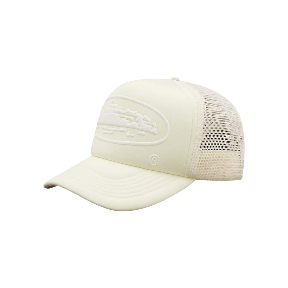 Corteiz Alcatraz Puff Print Trucker Hat Off White