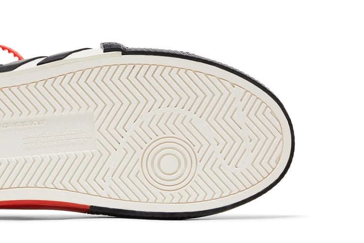 Off-White Wmns Arrow Vulcanized Low 'White Black'