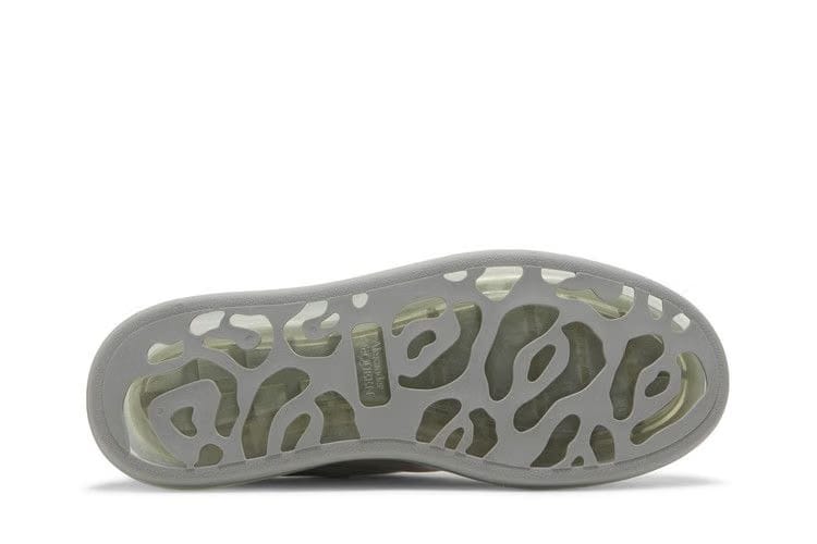 Alexander McQueen Oversized Sneaker Silver Iridescent