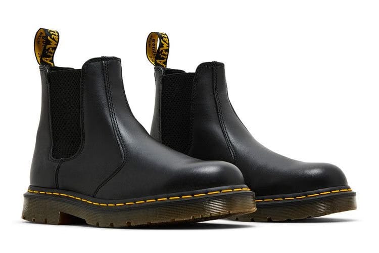 Dr. Martens 2976 Chelsea Boots Black