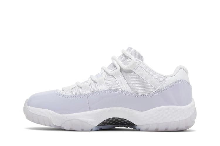 Wmns Air Jordan 11 Retro Low 'Pure Purple'