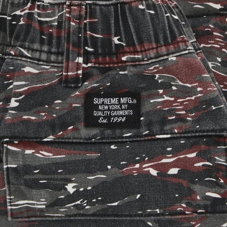 Supreme Cargo Shorts Red Tiger Camo