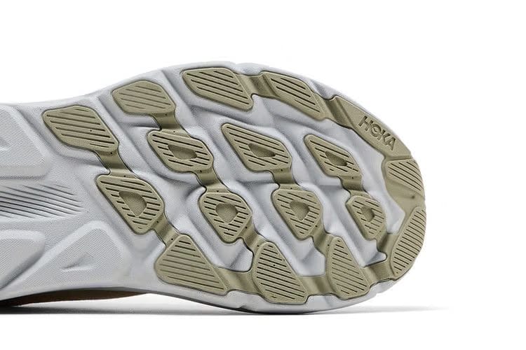 Hoka Clifton 9 Oat Milk/Barley
