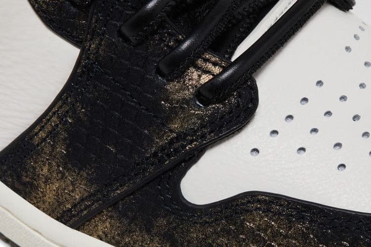 Air Jordan 1 Retro High OG Year of the Snake