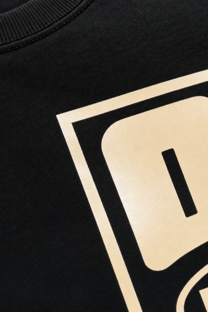 BLACK BOX TSHIRT