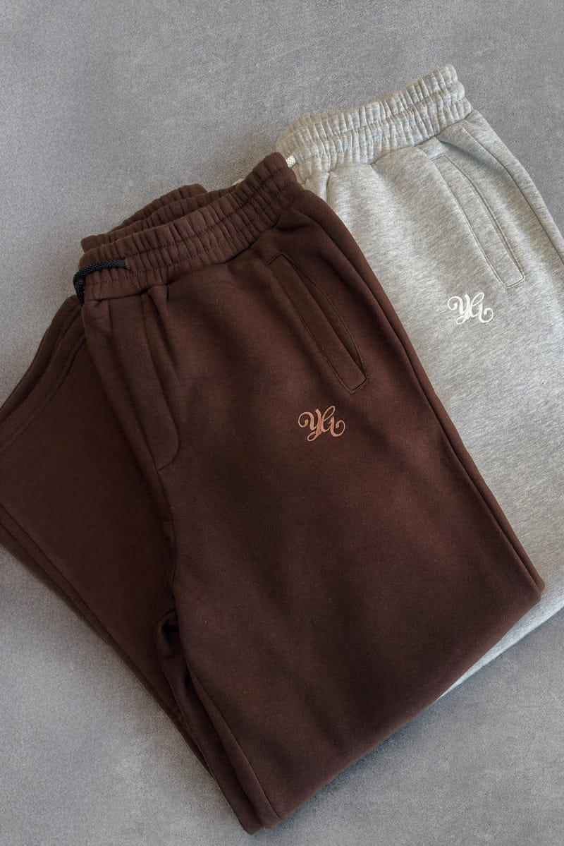 FLARED SWEATPANTS - MOCHA