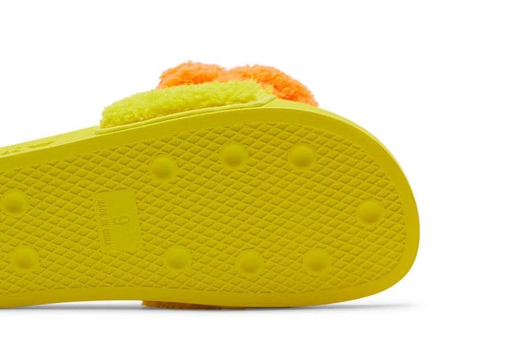 Jeremy Scott x adidas Adilette Slide JS Bear