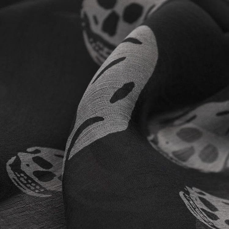 MCQ Skull Silk Scarf Black/Ivory