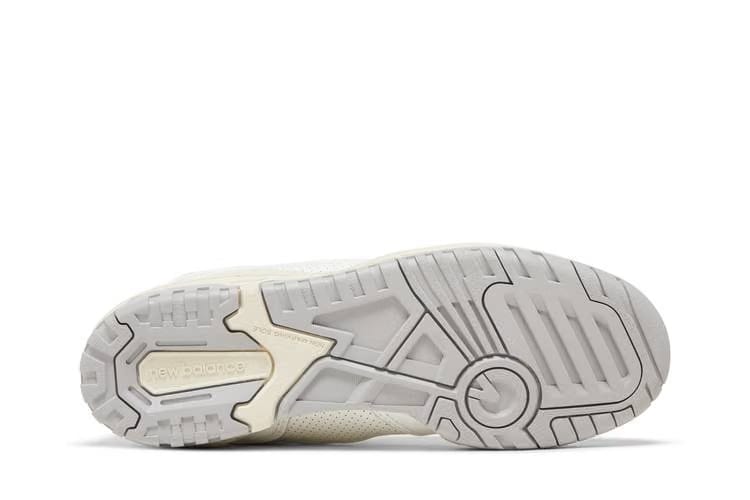New Balance 550 White Timberwolf