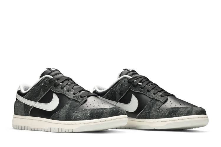 Dunk Low Premium Animal Pack Zebra
