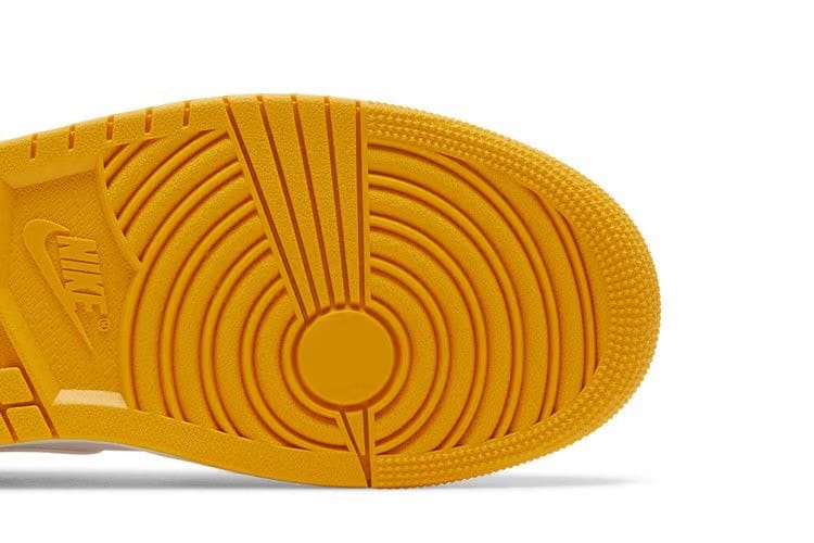 Air Jordan 1 Low Taxi