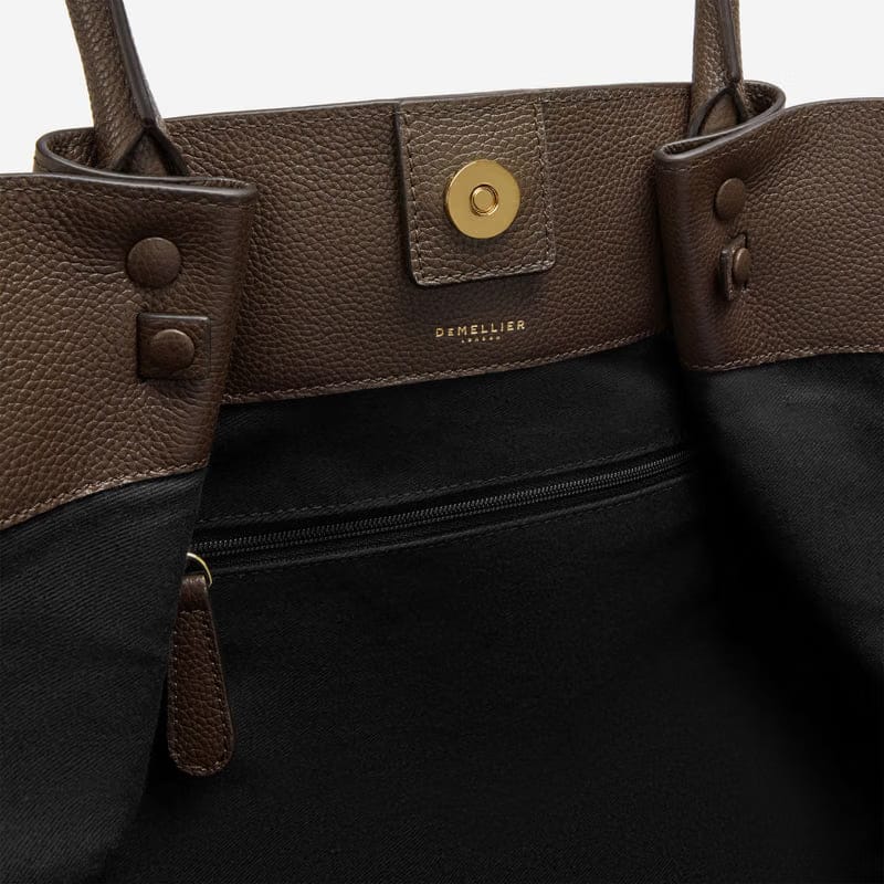 DeMellier The New York mocha small grain