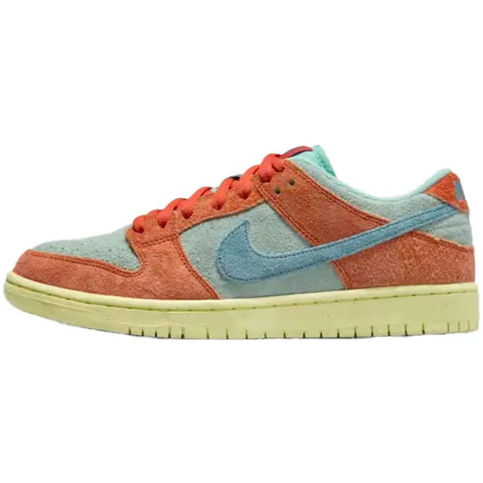 Nike SB Dunk Low Orange And Emerald Rise