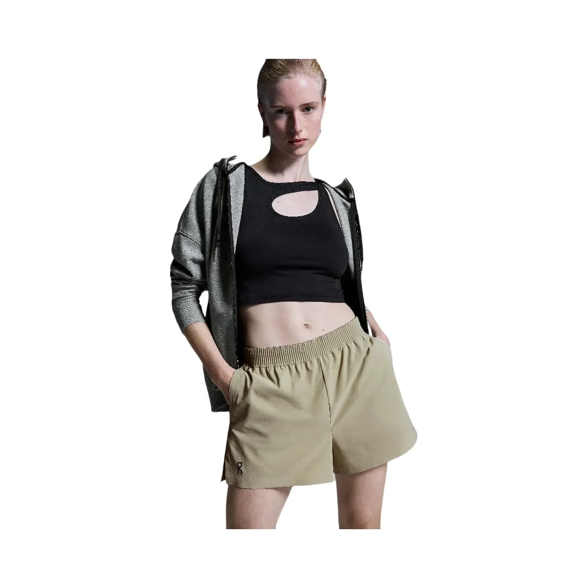 On Focus Shorts Caper