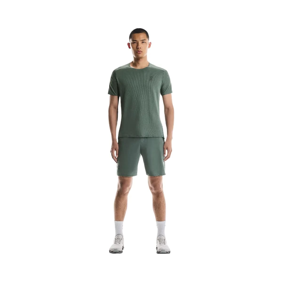 On Performance Hybrid Shorts Olive