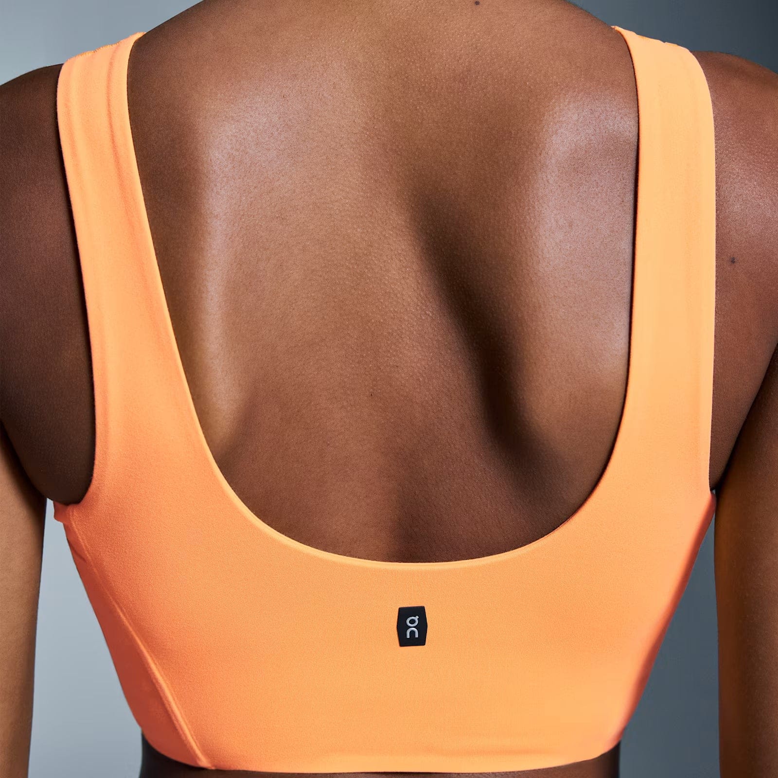 On Core 2-In-1 Crop Tangerine