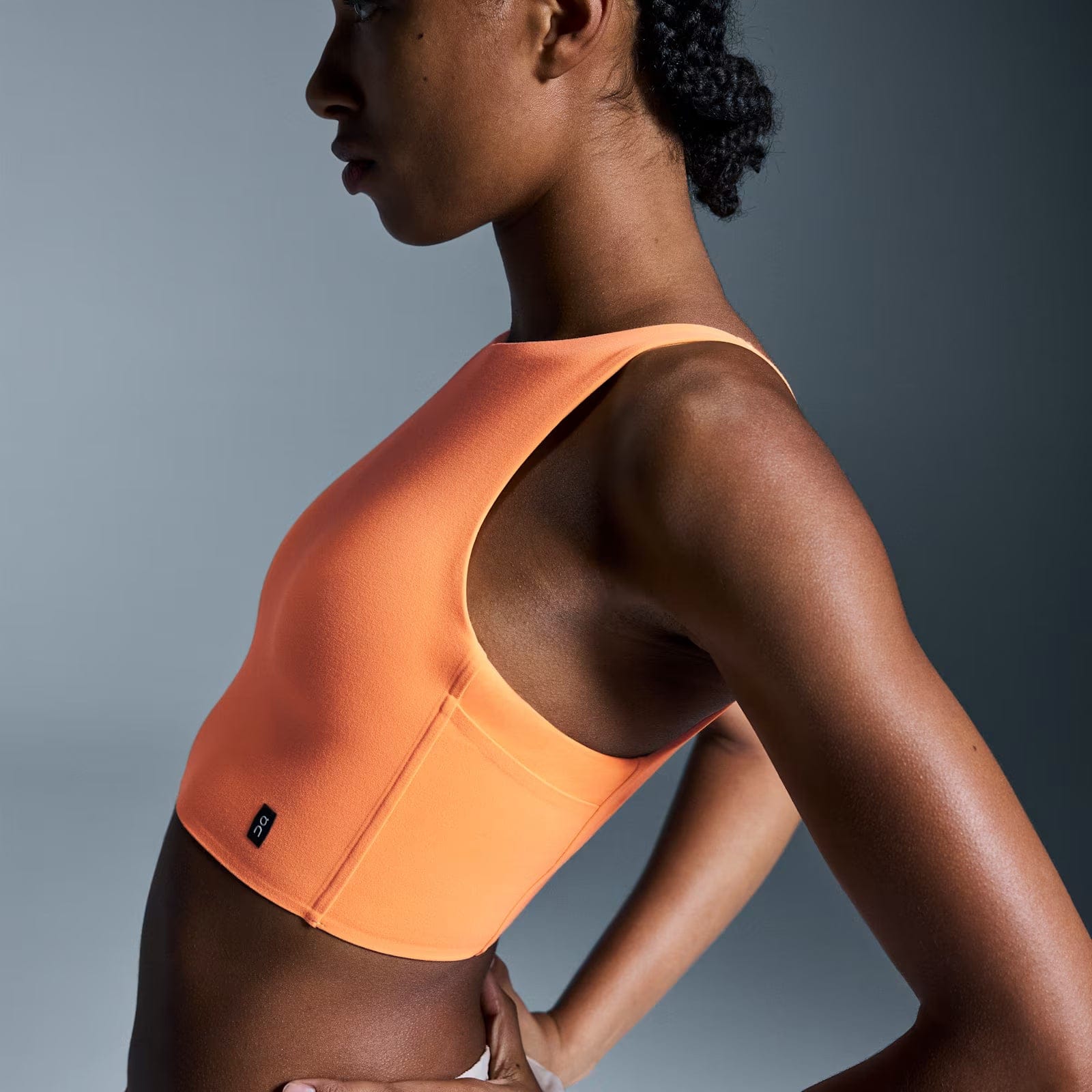 On Core 2-In-1 Crop Tangerine
