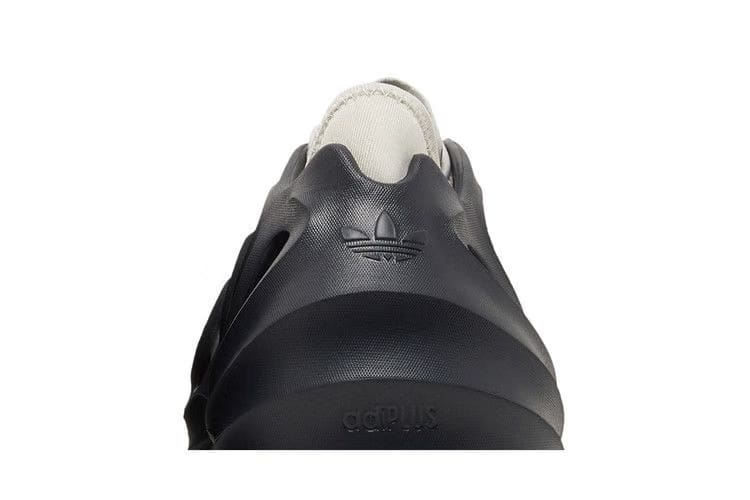 Adifom Q Legend Ink
