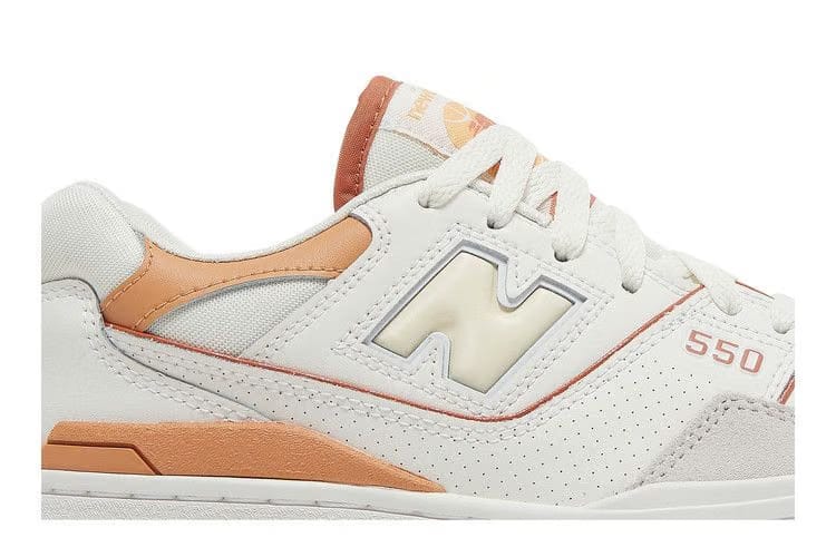 Wmns 550 'Au Lait'