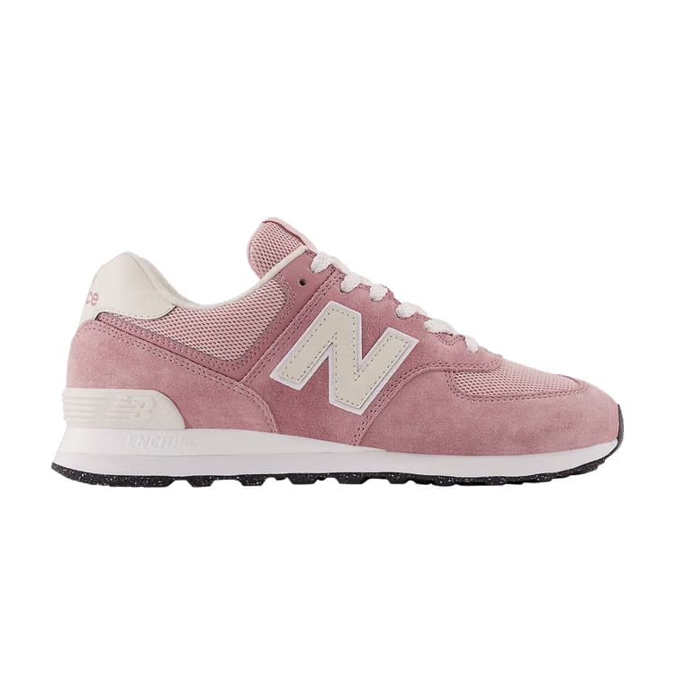 574 Hazy Pink