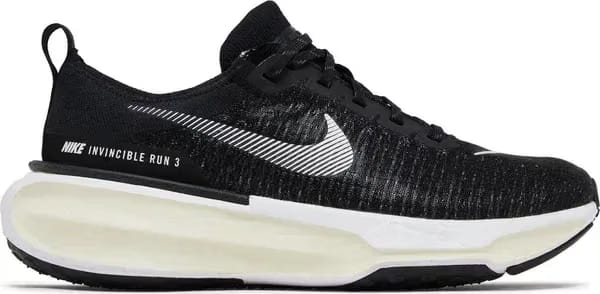 ZoomX Invincible 3 Extra Wide Black White