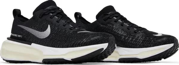 ZoomX Invincible 3 Extra Wide Black White