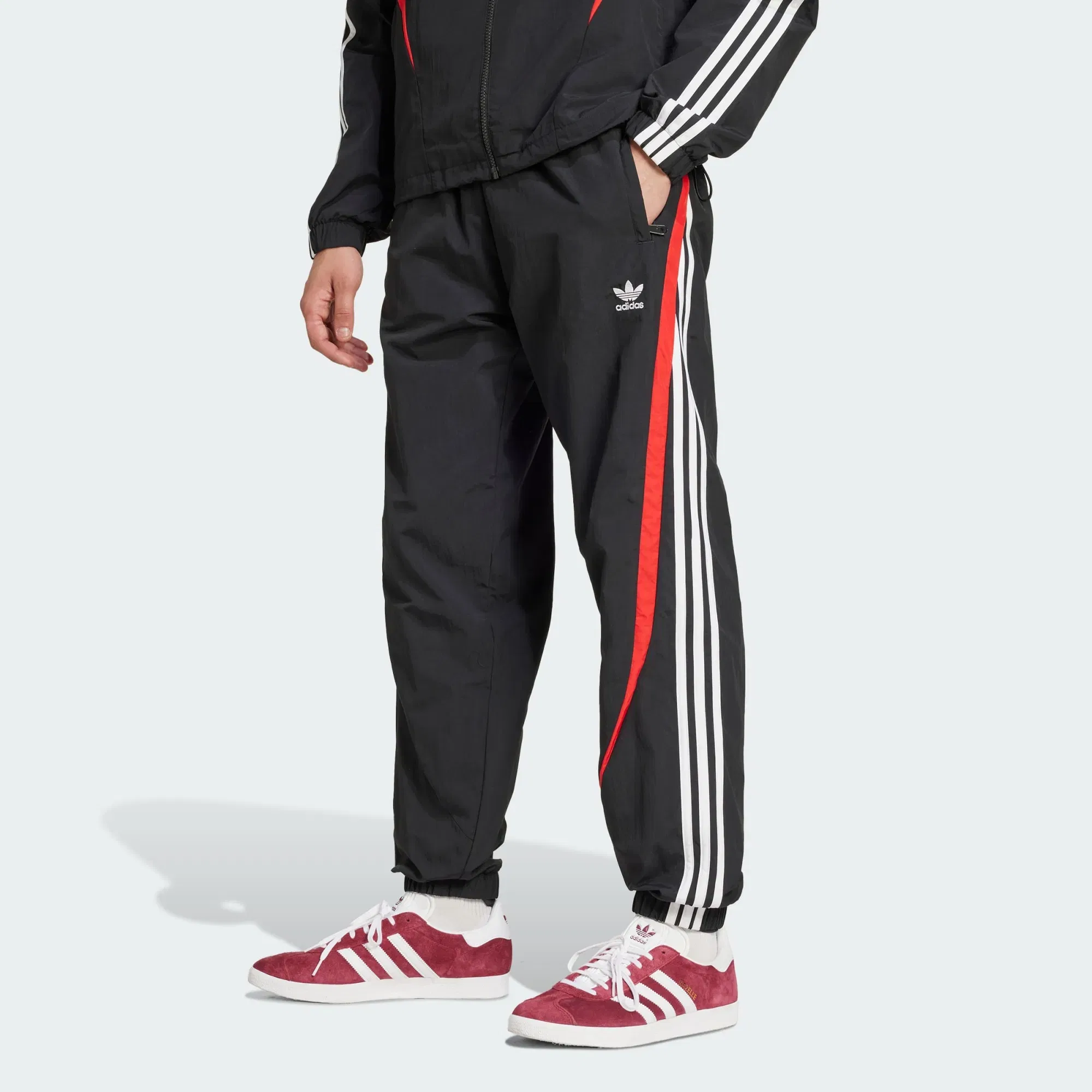 Archive Pants Black / Better Scarlet