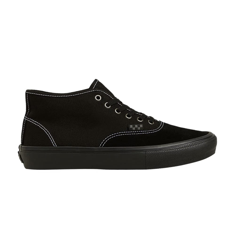 Skate Authentic Mid Blackout