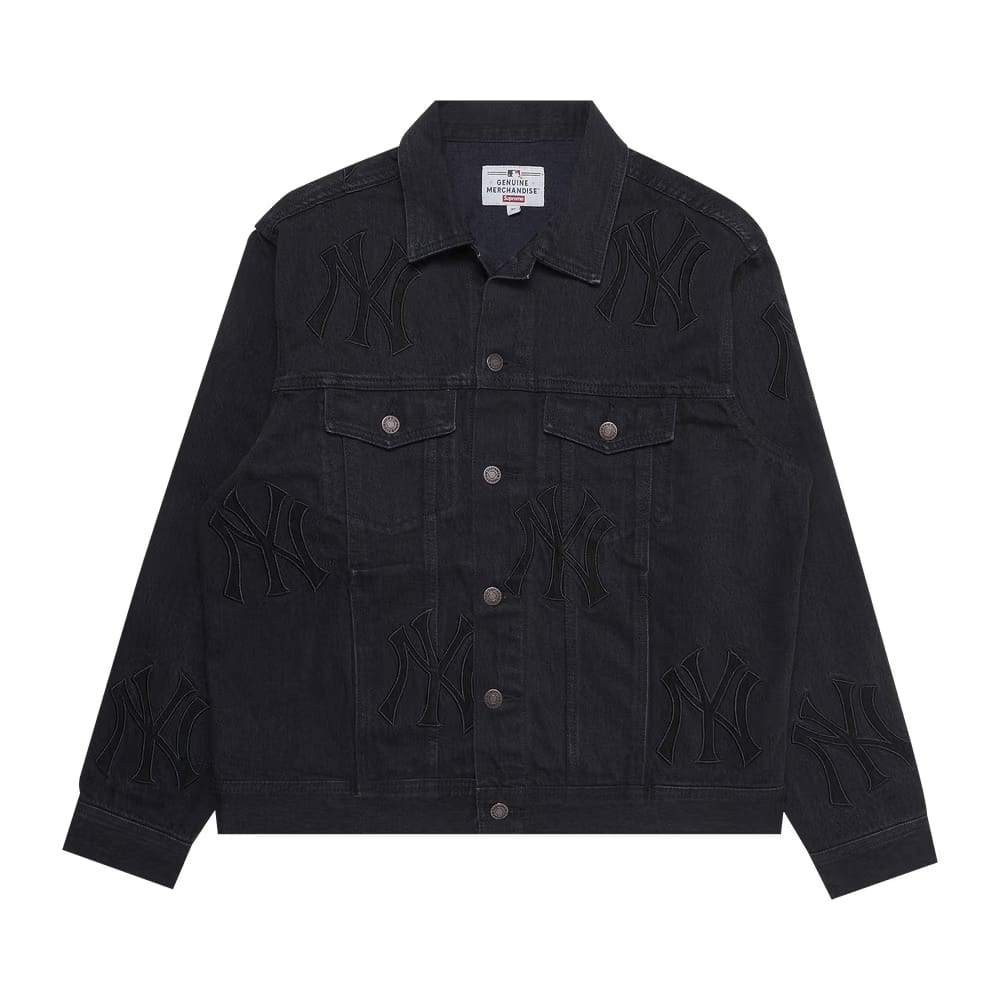 Supreme x New York Yankees Denim Trucker Jacket Washed Black