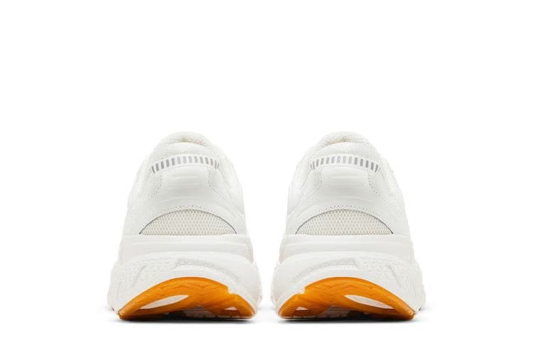 Clifton L White Gum