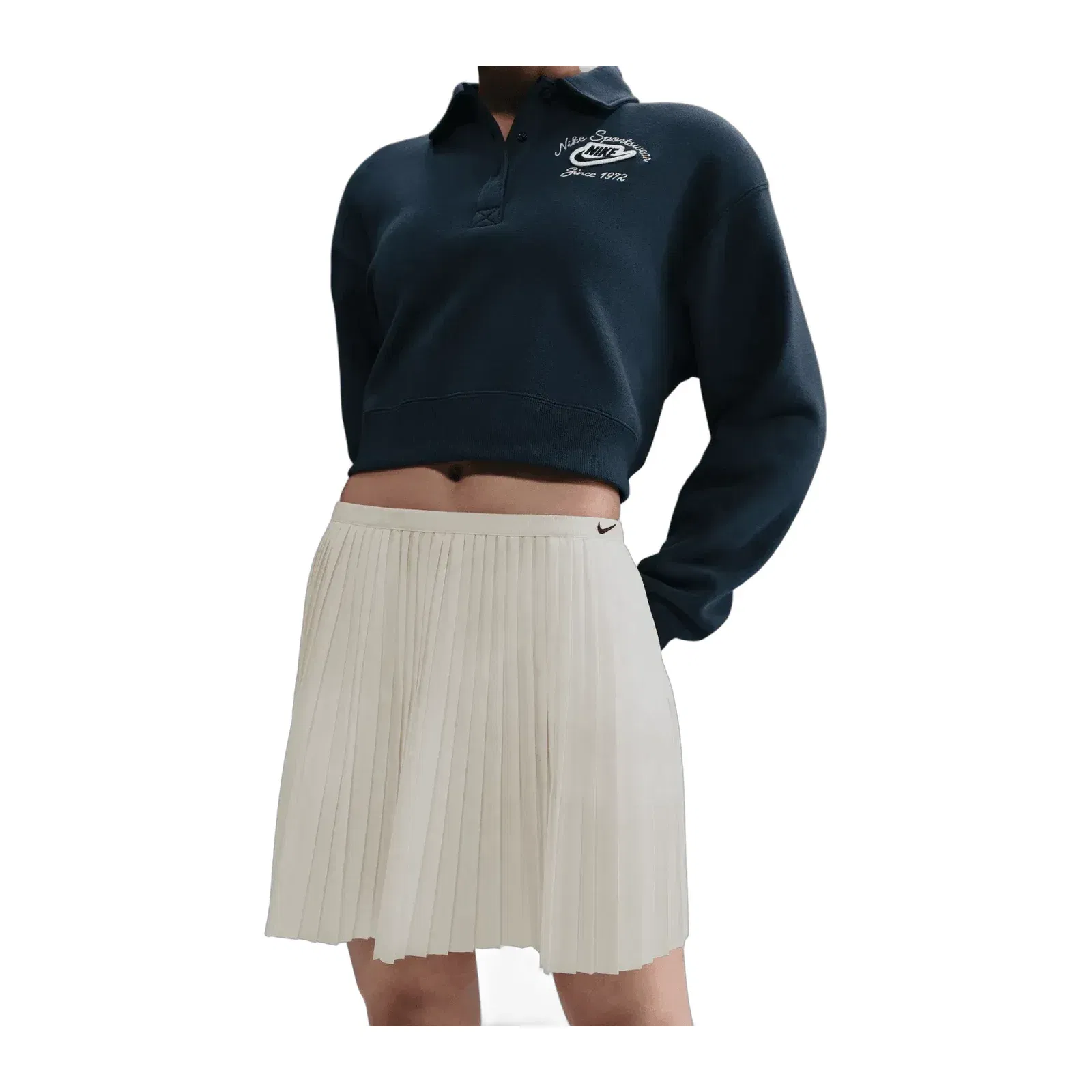 NIKE PLEATED SKIRT { WHITE