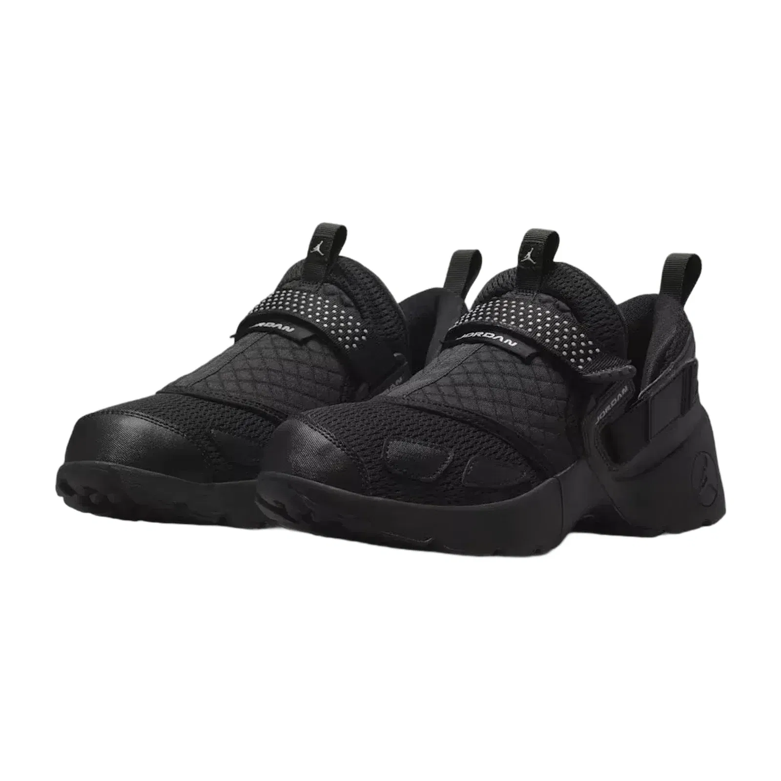 Air Jordan Wmns Jordan Trunner LX 'Triple Black'