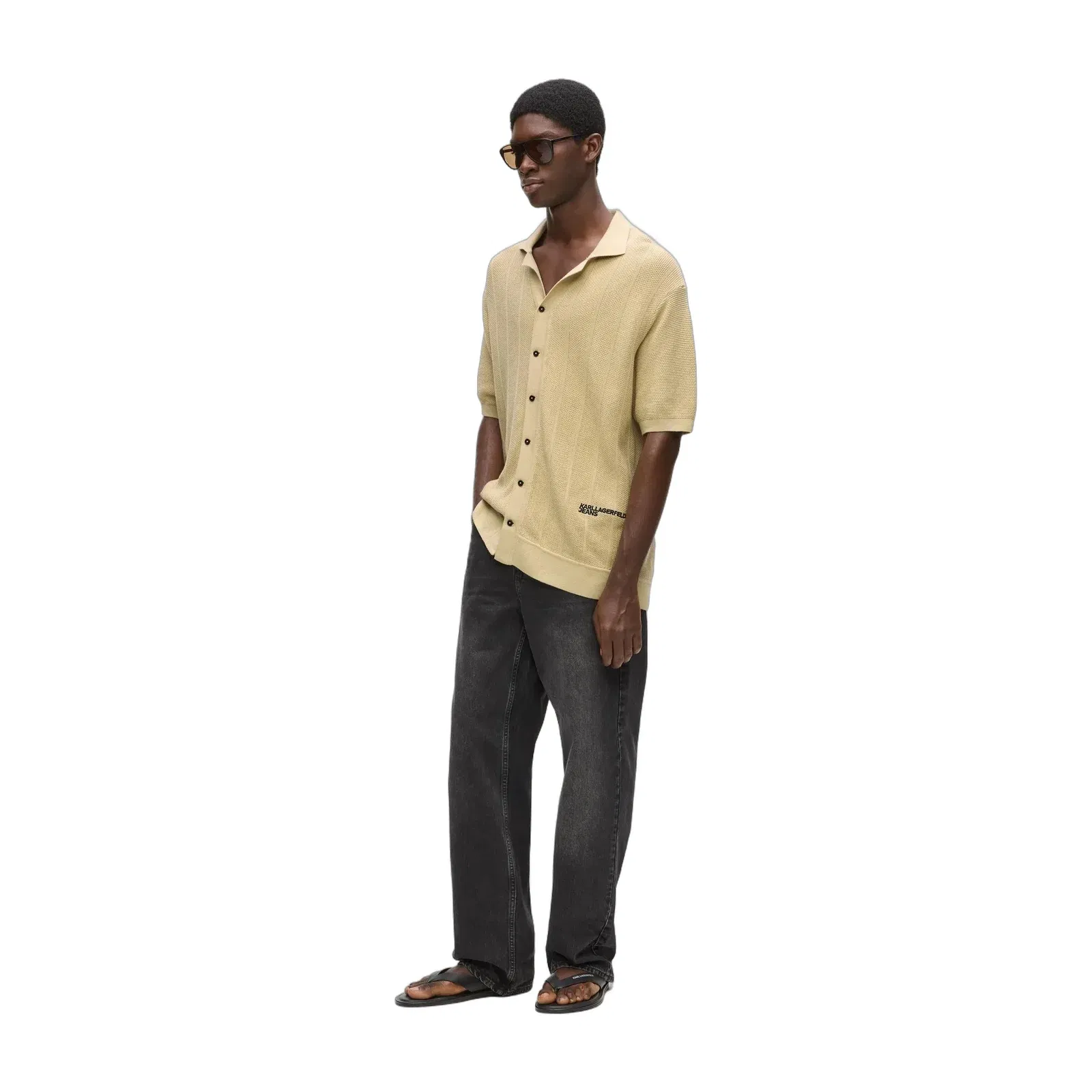 Short-sleeved knit polo shirt
