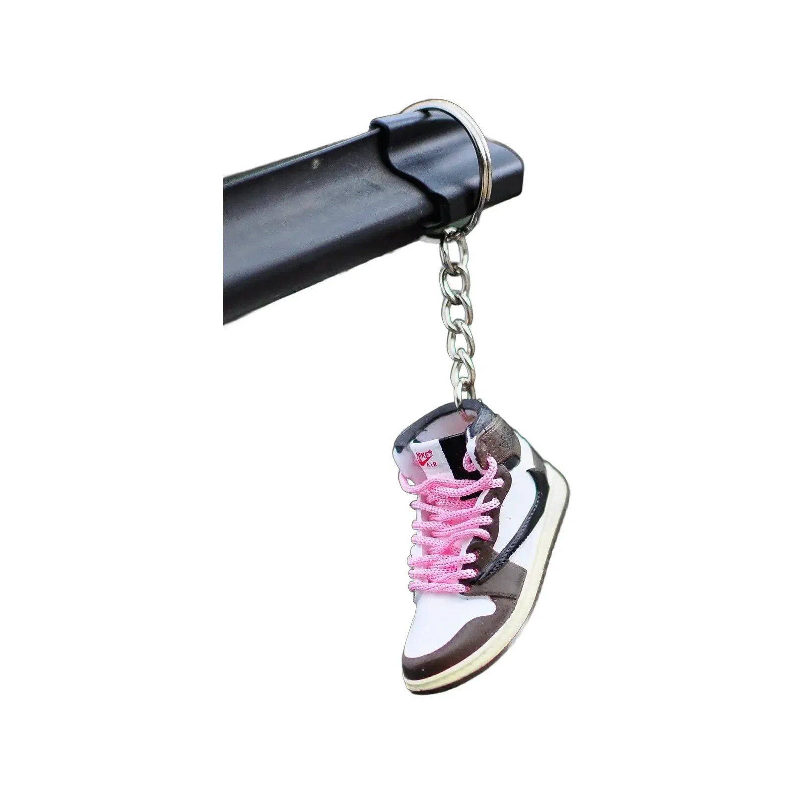 3D Sneaker Keychain Travis Mocha High