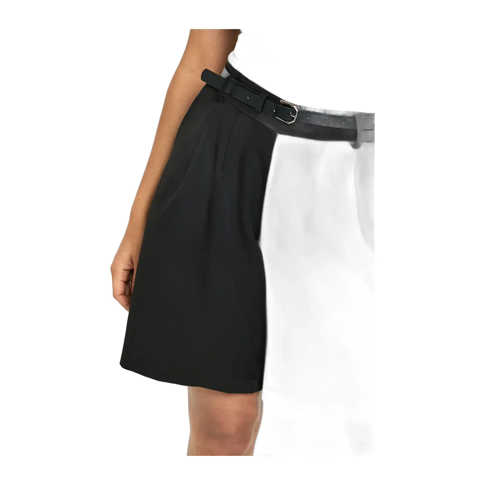 Woven Pleated Bermuda Shorts
