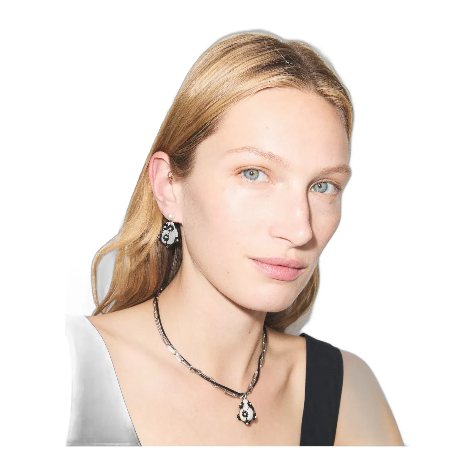 Curiosity Double-Strand Pearl Pendant